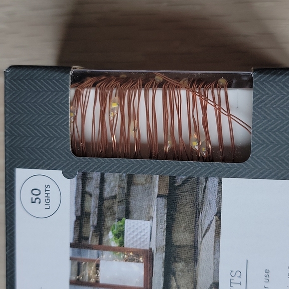 LED string lights - Picture 3 of 3